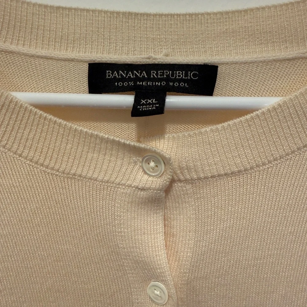 Banana Republic Cream Cardigan Sweater - Picture 2 of 5